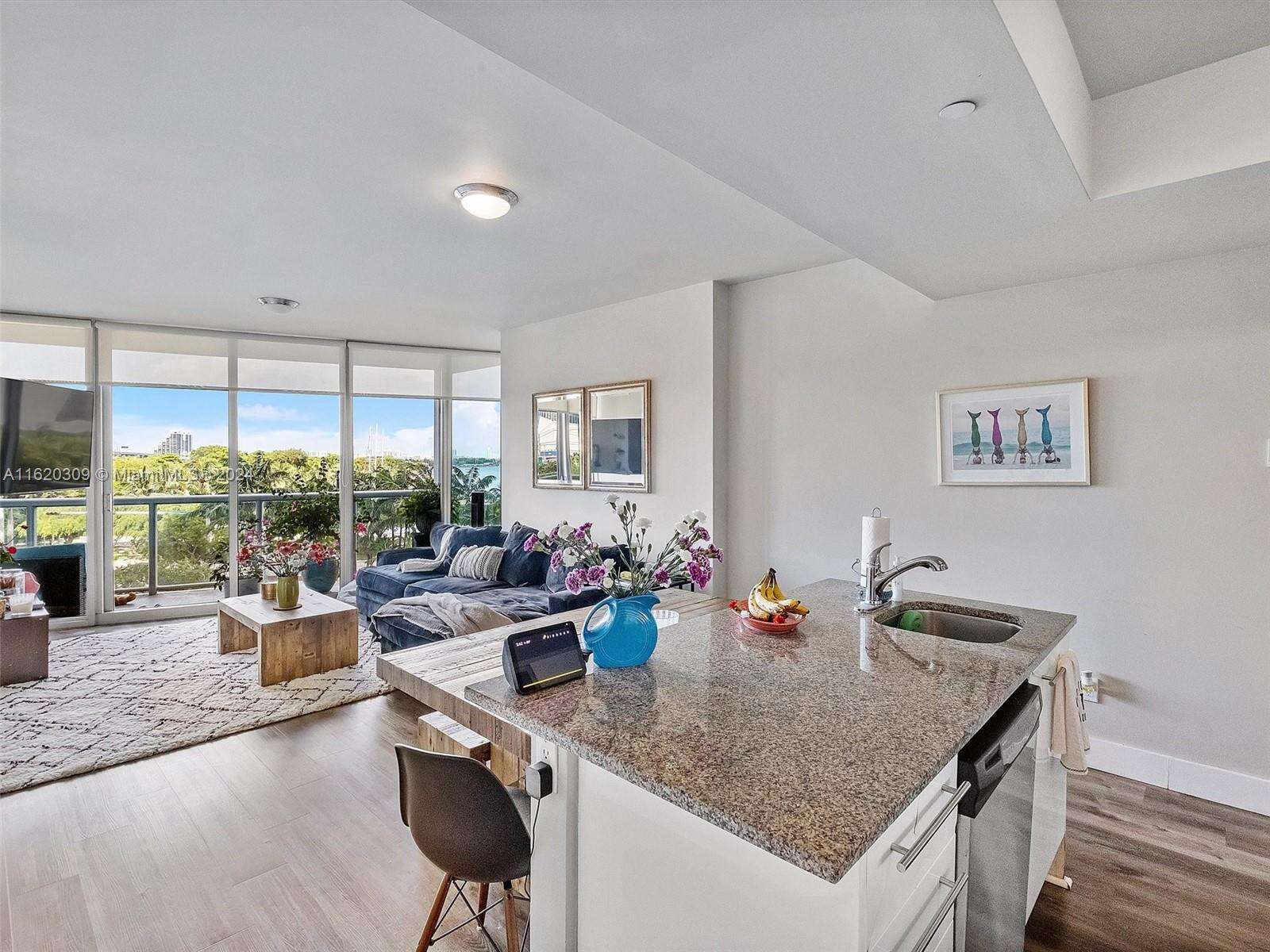 Marina blue Unit #309 | Picture 2