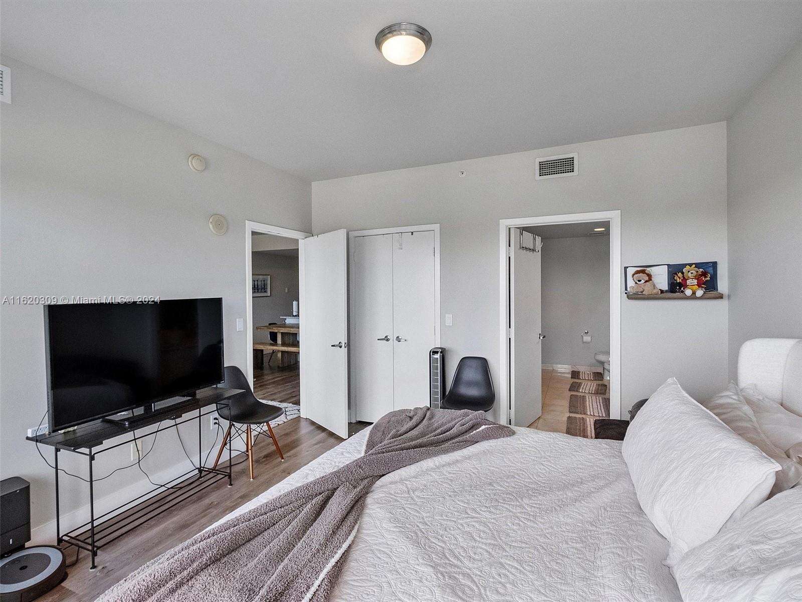 Marina blue Unit #309 | Picture 14