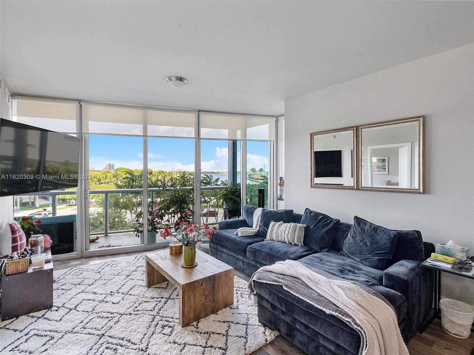 Marina blue Unit #309 | Picture 3