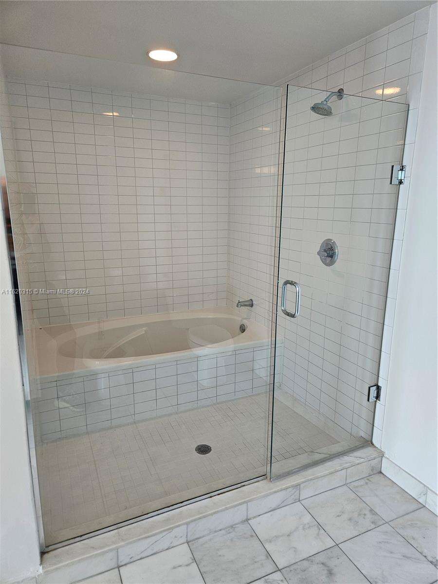 Marina blue Unit #4001 | Picture 11