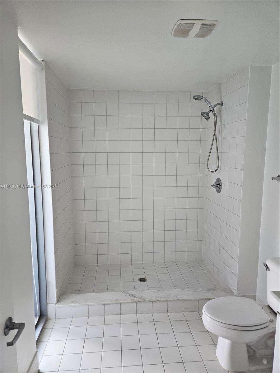 Marina blue Unit #2701 | Picture 17