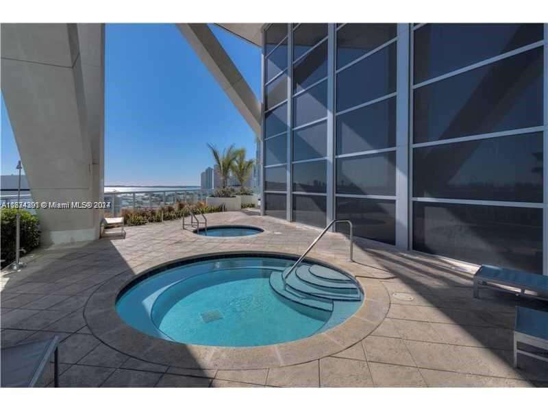 Marina blue Unit #1811 | Picture 18