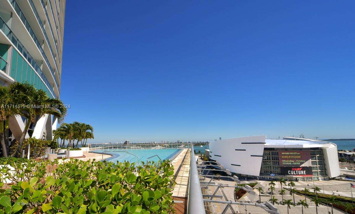 Marina blue Unit #2511 | Picture 15