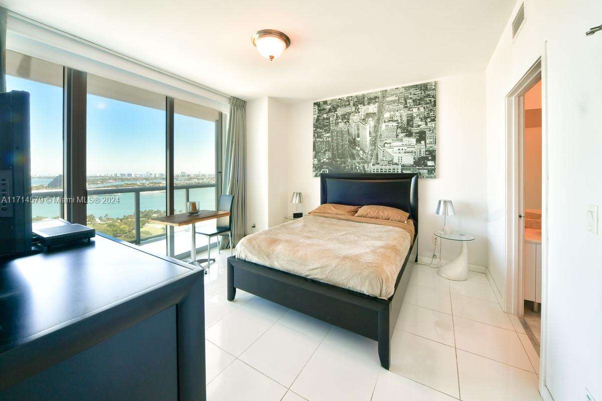 Marina blue Unit #2511 | Picture 6