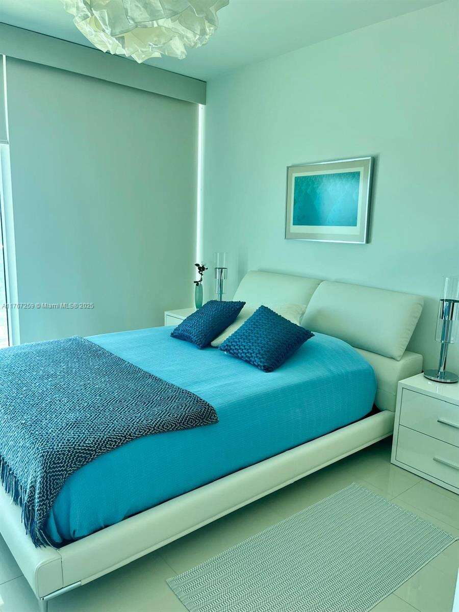 Marina blue Unit #4306 | Picture 30