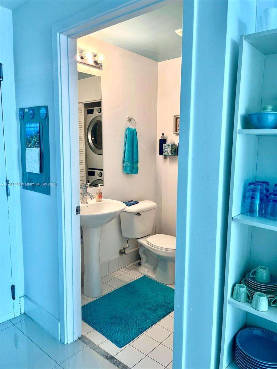 Marina blue Unit #4306 | Picture 44