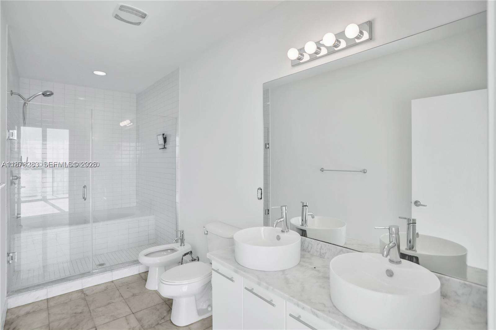 Marina blue Unit #5102 | Picture 9