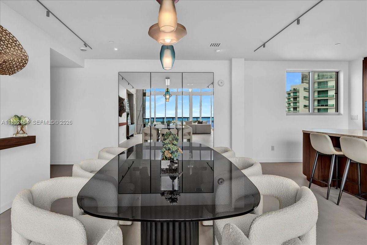 Marina blue Unit #PH-5704 | Picture 26