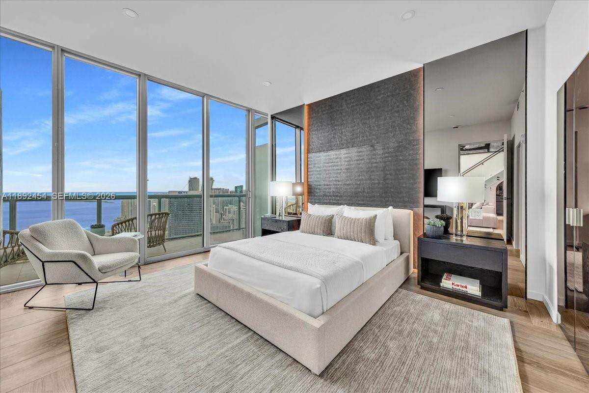 Marina blue Unit #PH-5704 | Picture 28