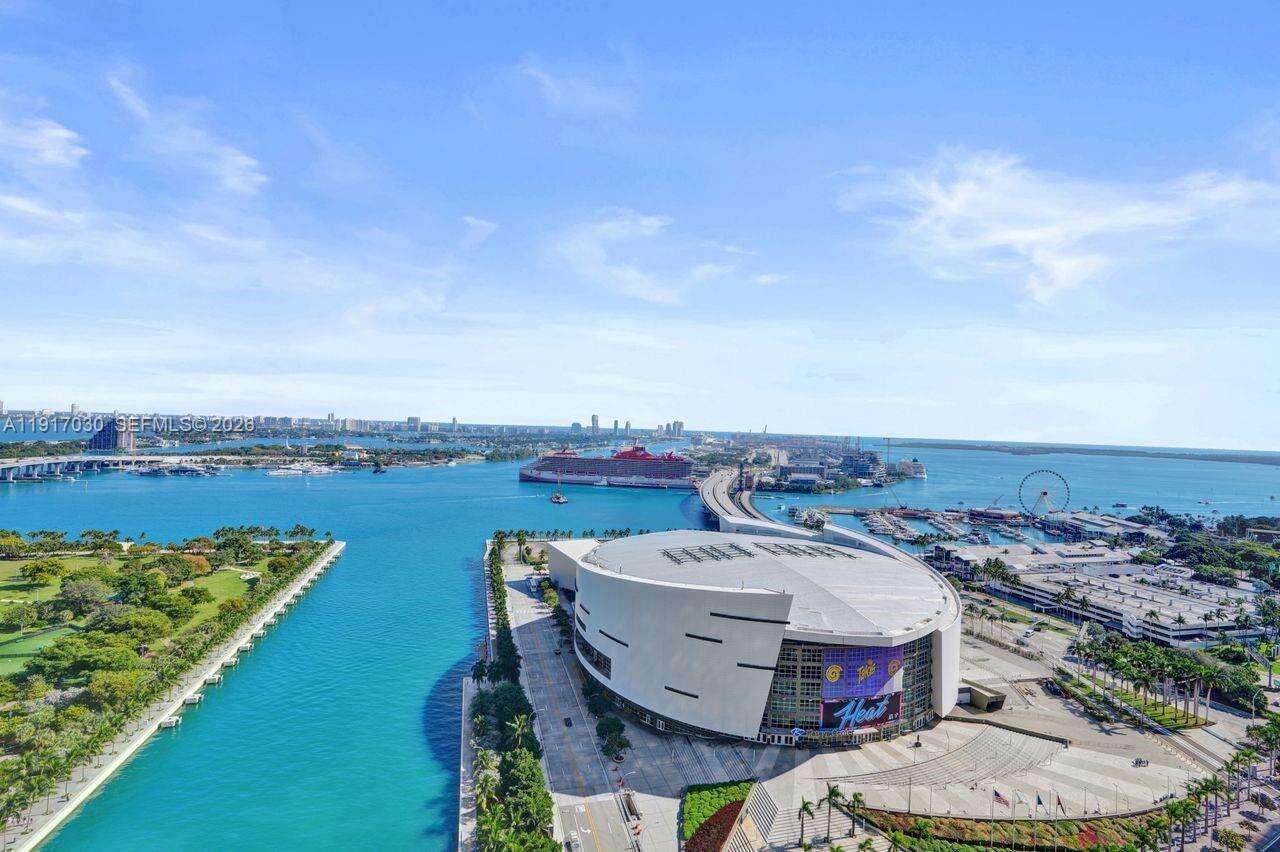 Marina blue Unit #2904 | Picture 13