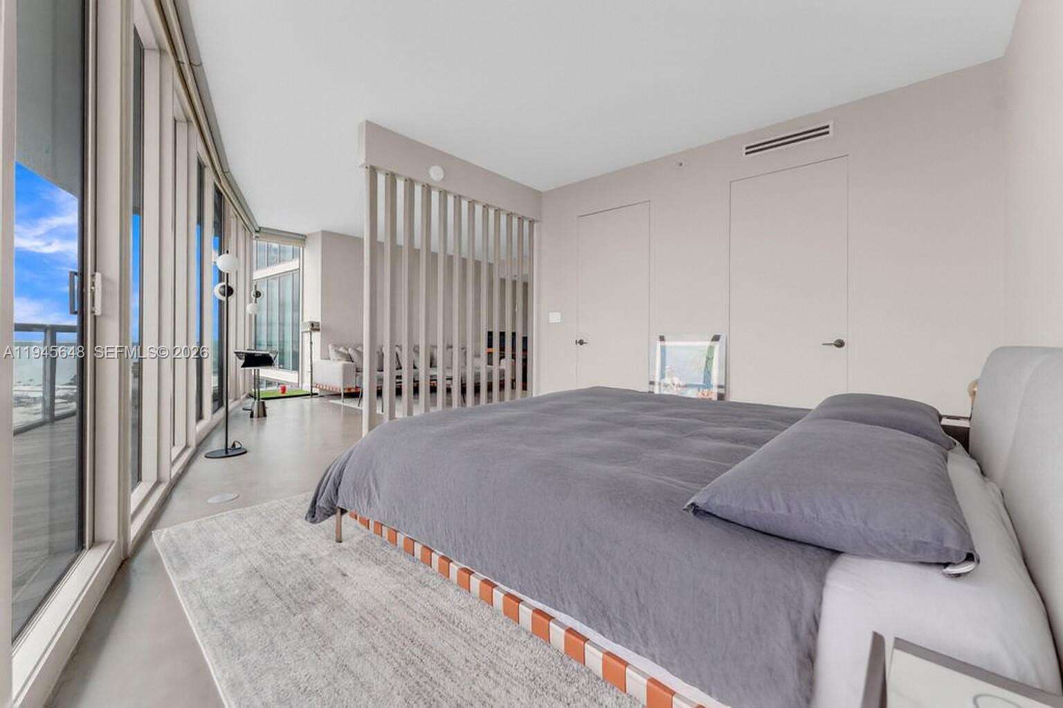 Marina blue Unit #2409 | Picture 10