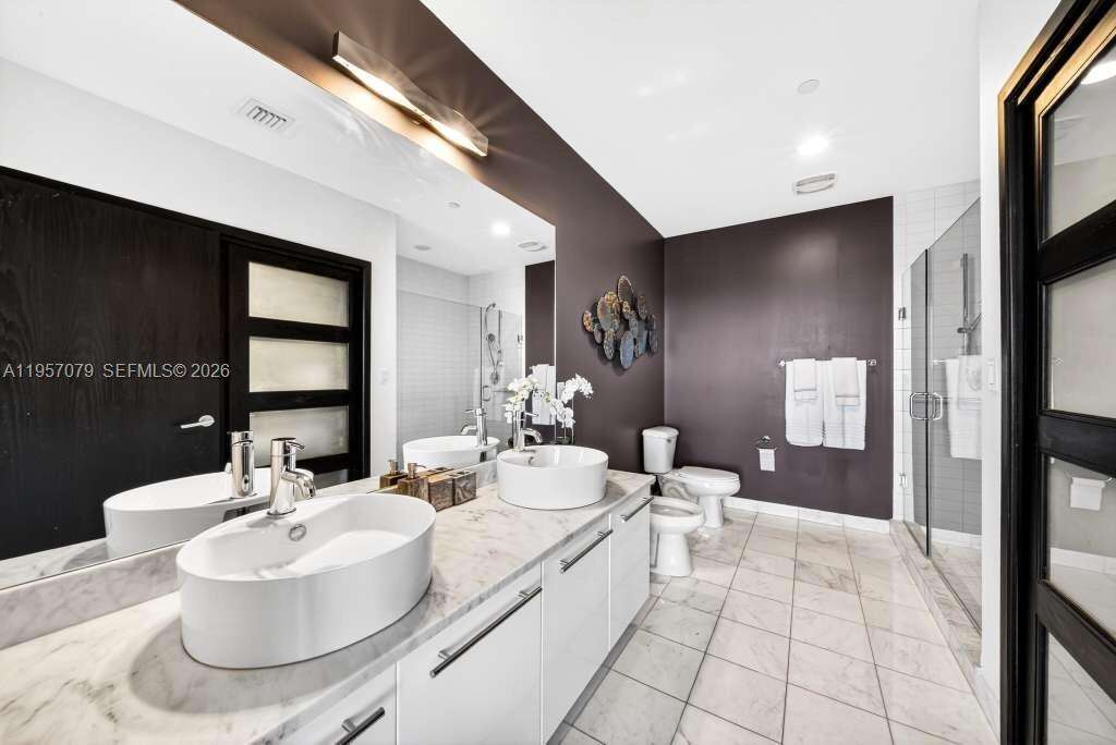 Marina blue Unit #5508 | Picture 7