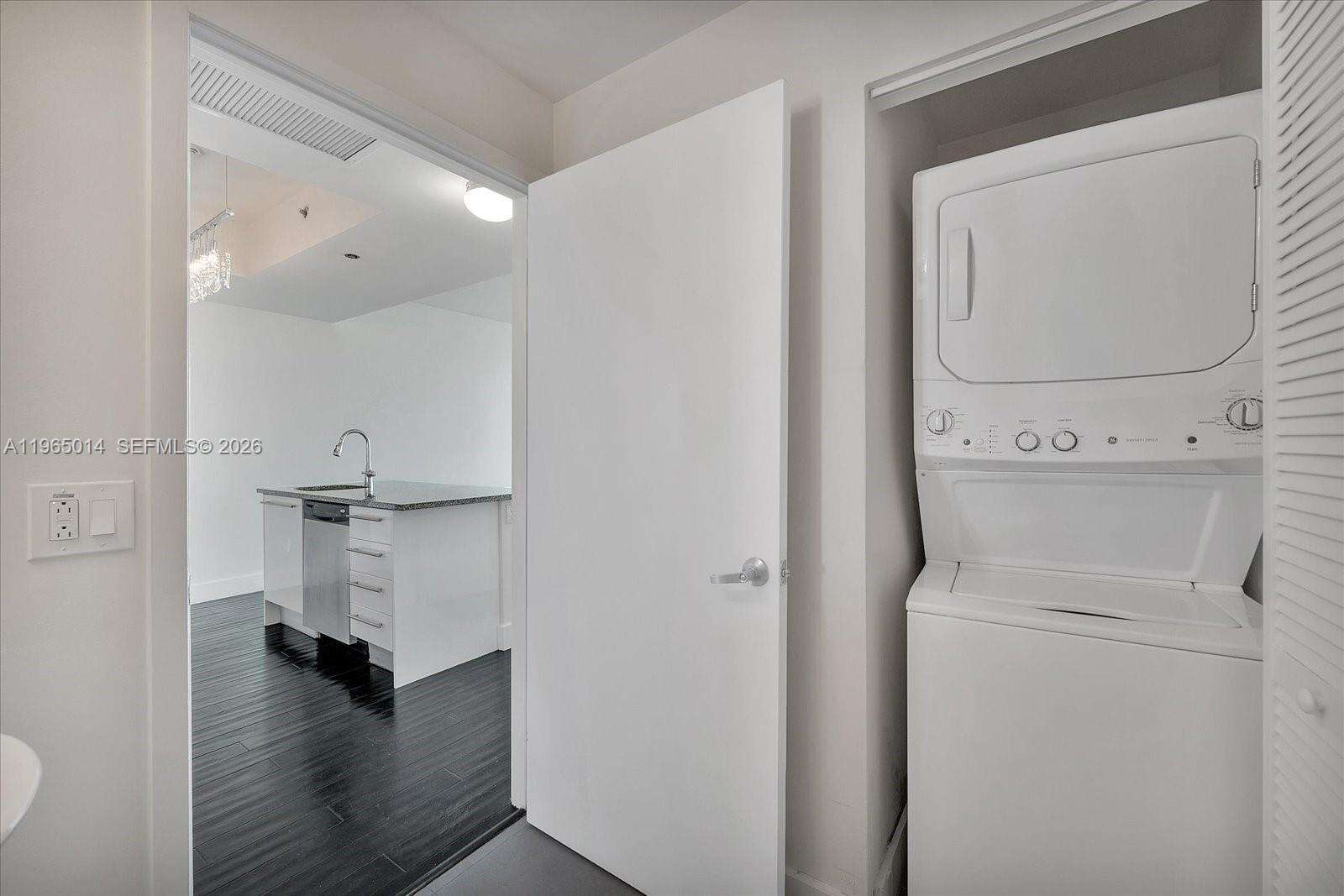 Marina blue Unit #3111 | Picture 14