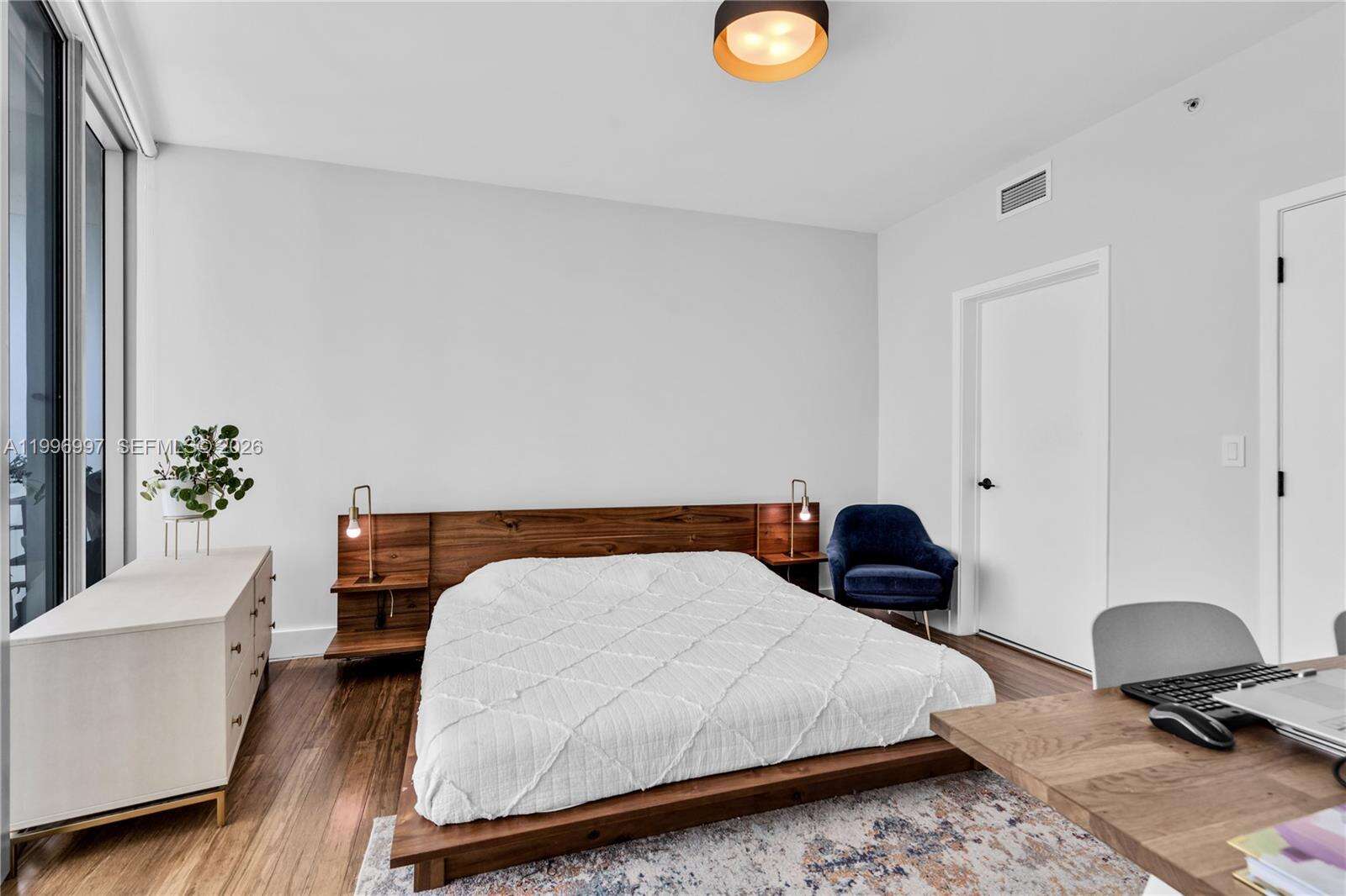 Marina blue Unit #812 | Picture 11