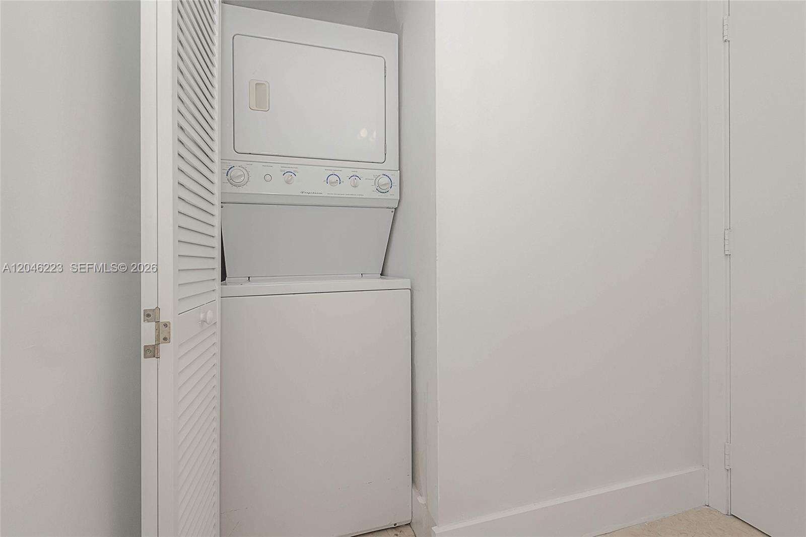 Marina blue Unit #2002 | Picture 40