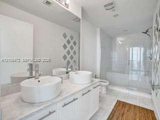 Marina blue Unit #811 | Picture 7