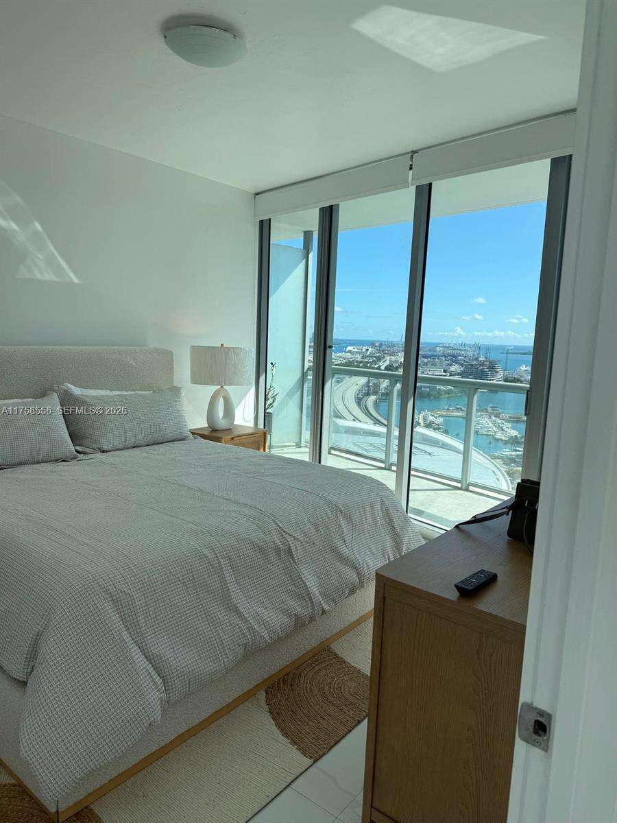 Marina blue Unit #4701 | Picture 73