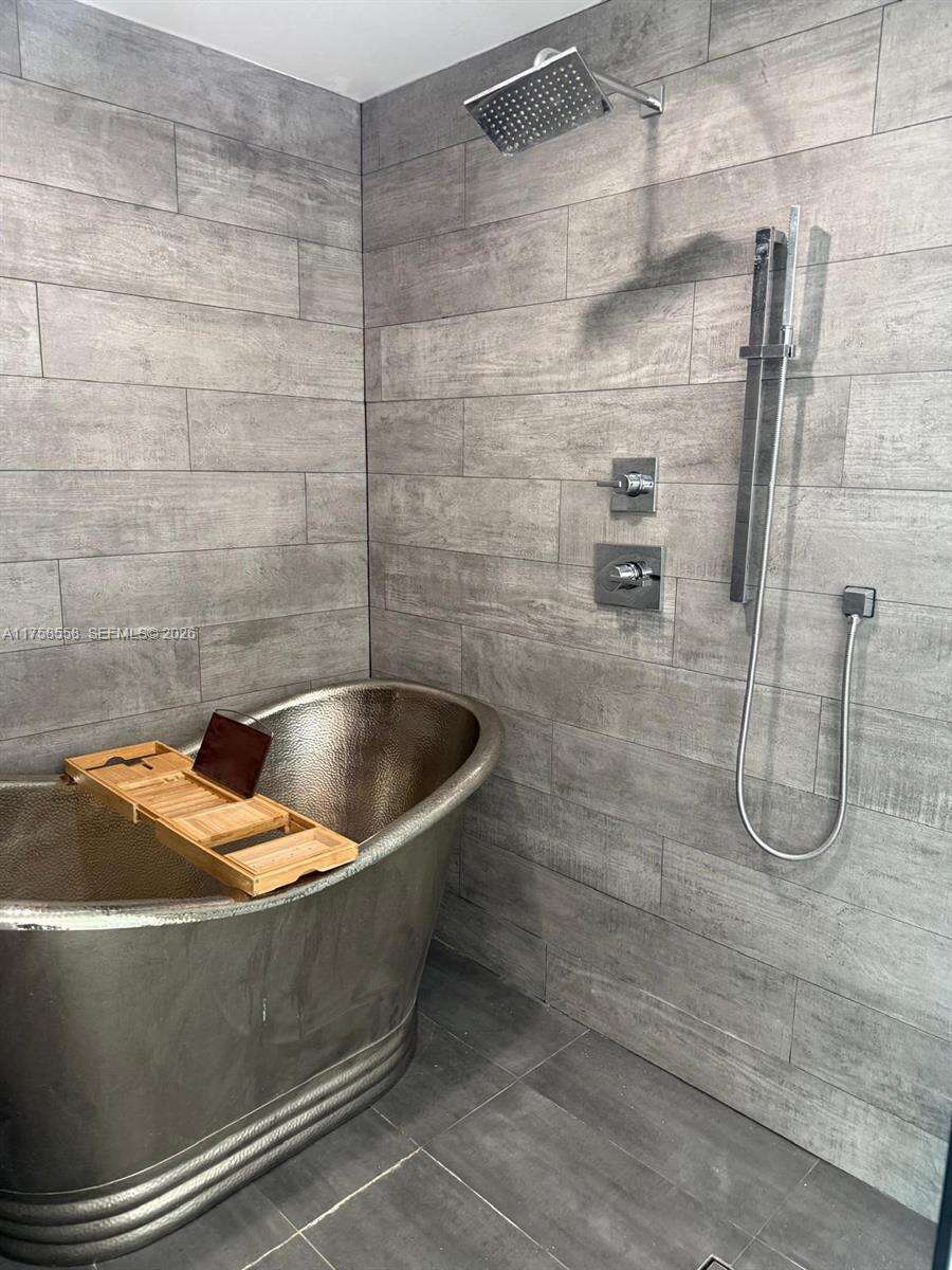 Marina blue Unit #4701 | Picture 78