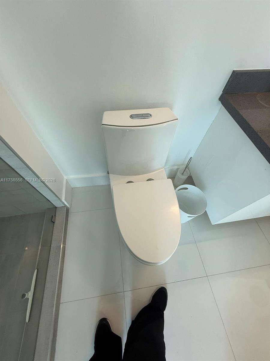 Marina blue Unit #4701 | Picture 90