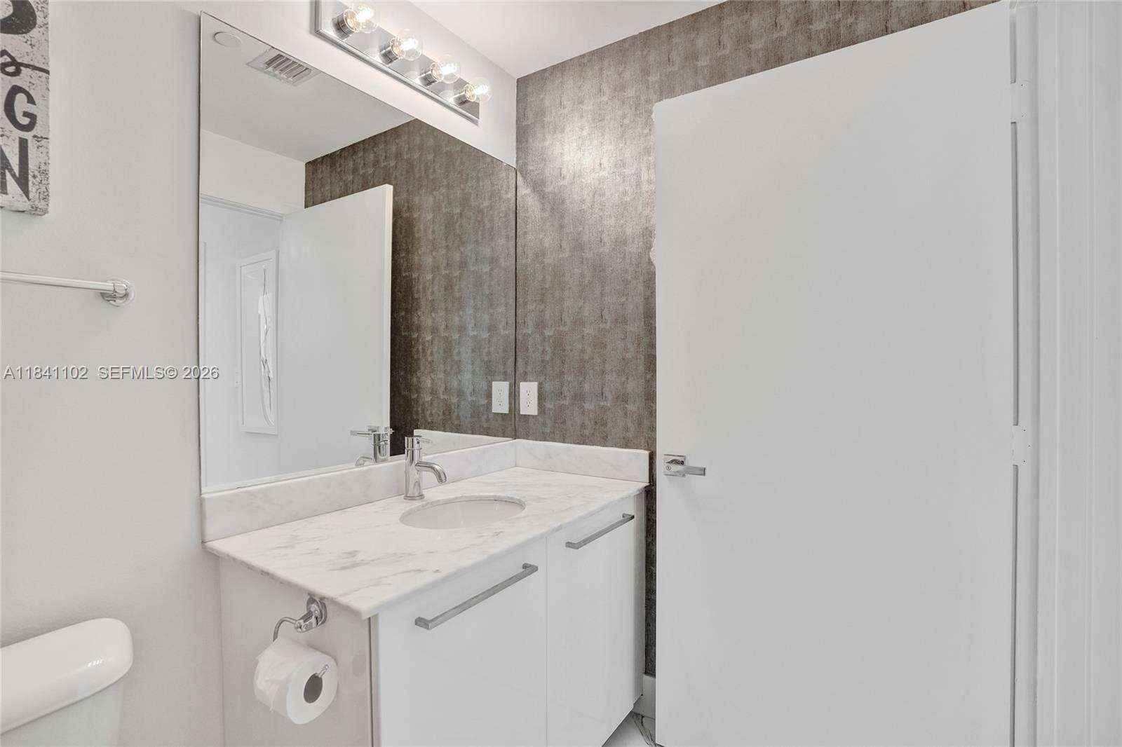 Marina blue Unit #2404 | Picture 17