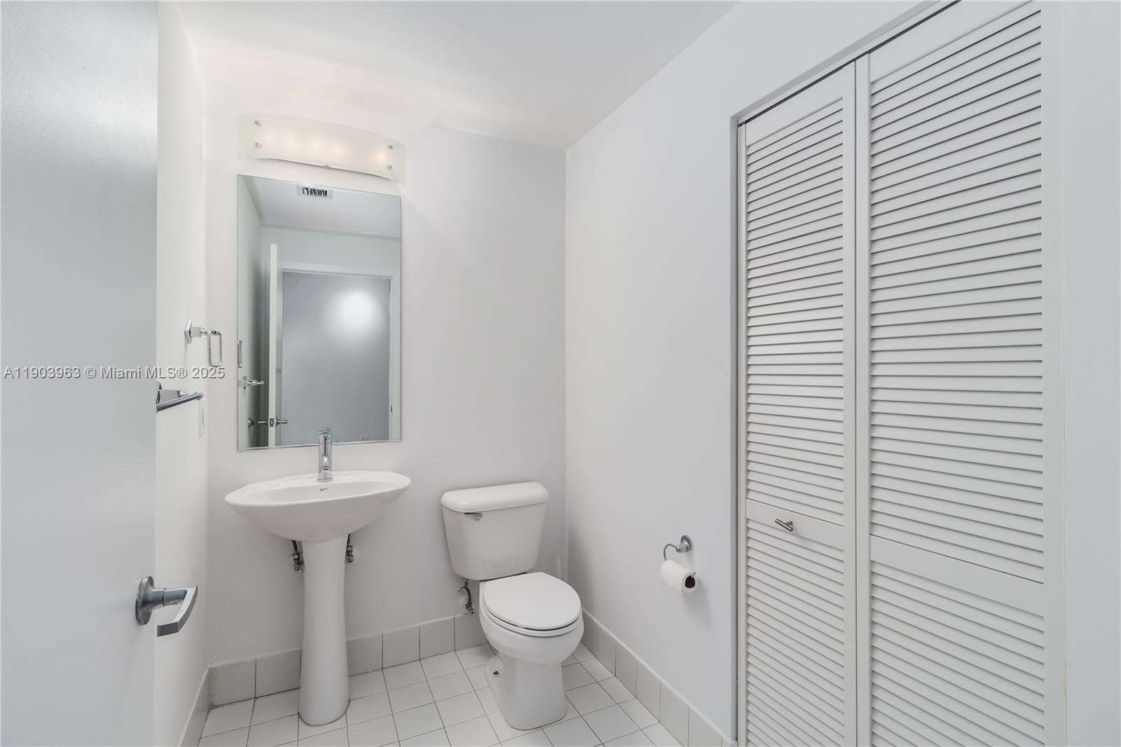 Marina blue Unit #3609 | Picture 17