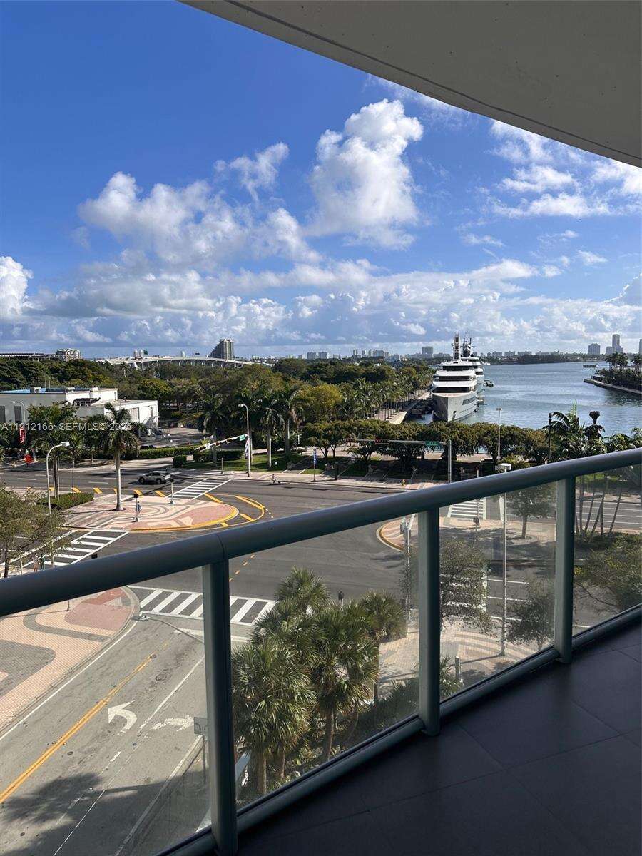 Marina blue Unit #512 | Picture 4