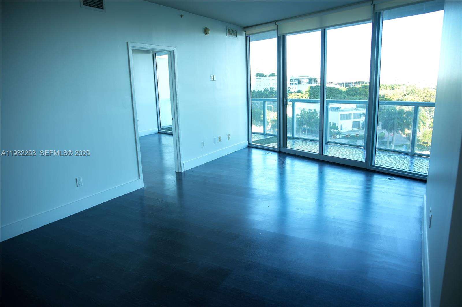 Marina blue Unit #609 | Picture 28