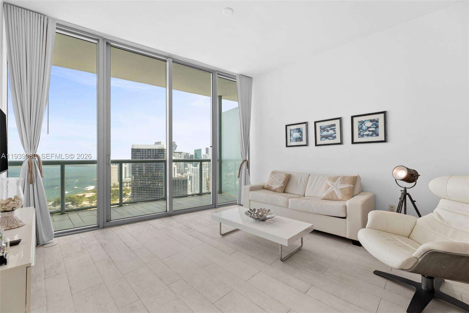 Marina blue Unit #5002 | Picture 11