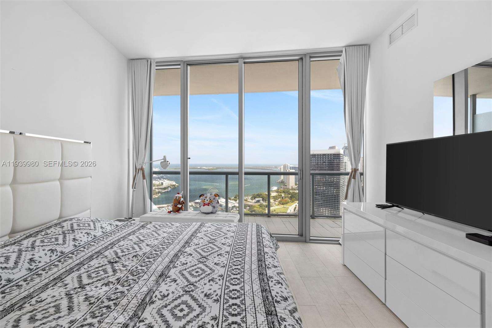 Marina blue Unit #5002 | Picture 16