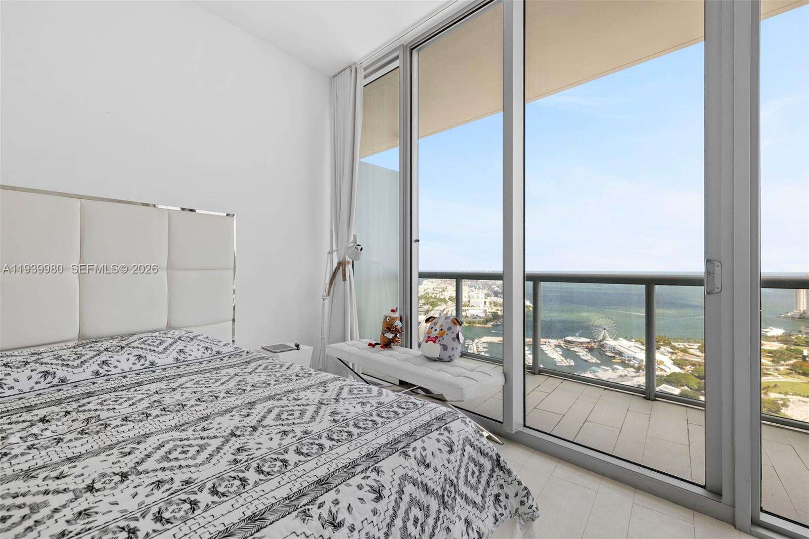 Marina blue Unit #5002 | Picture 17