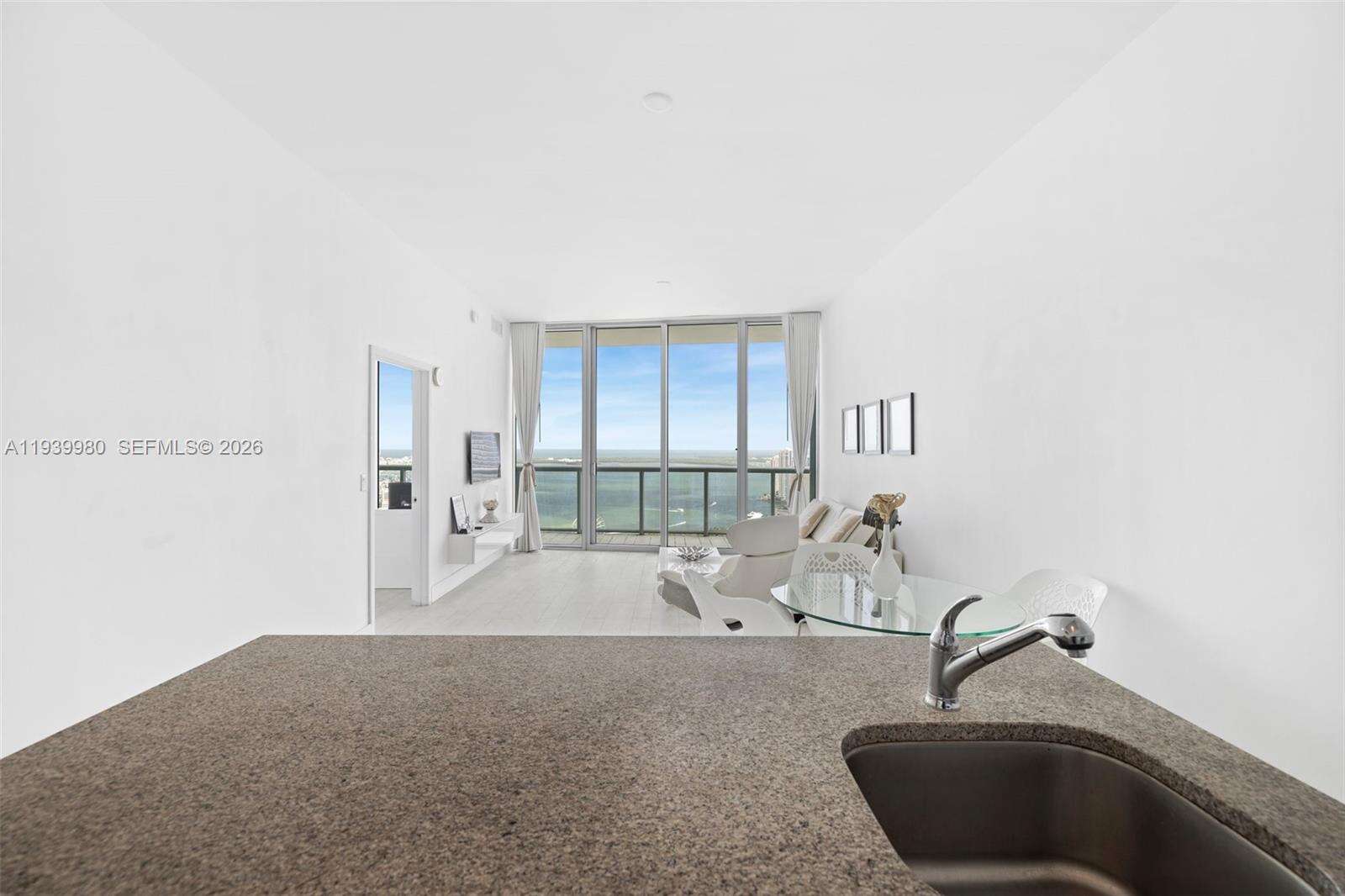 Marina blue Unit #5002 | Picture 4