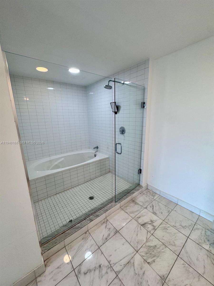 Marina blue Unit #906 | Picture 11