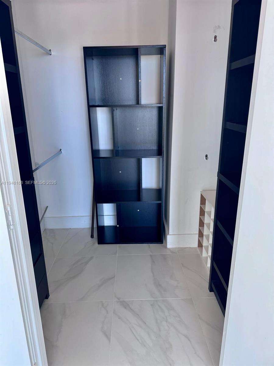 Marina blue Unit #906 | Picture 12