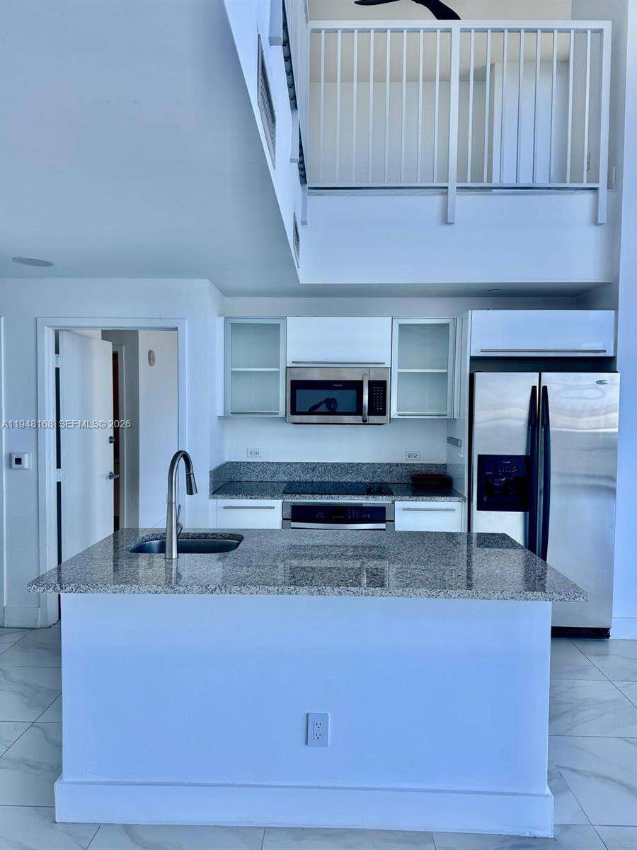 Marina blue Unit #906 | Picture 6