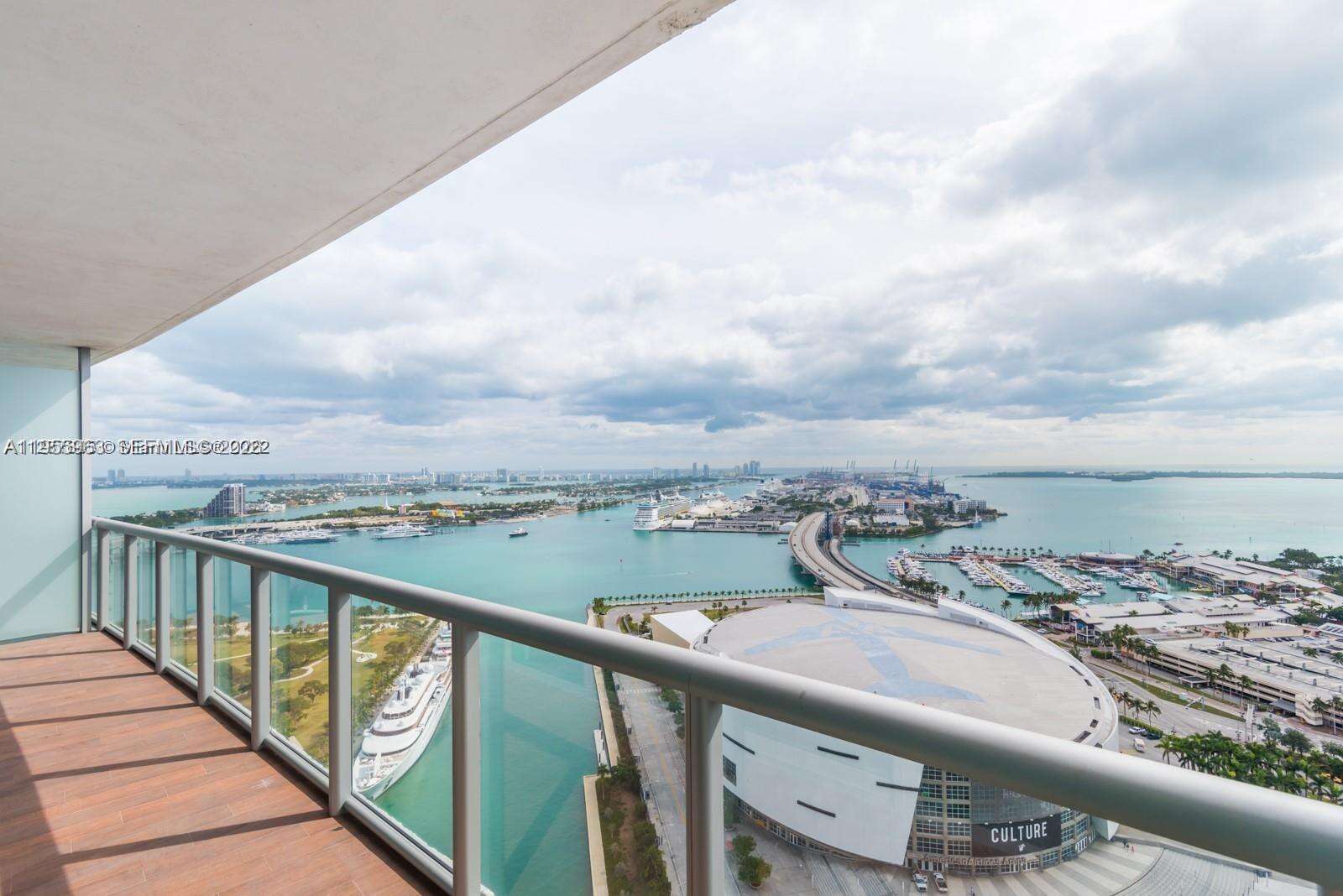 Marina blue Unit #2006 | Picture 29