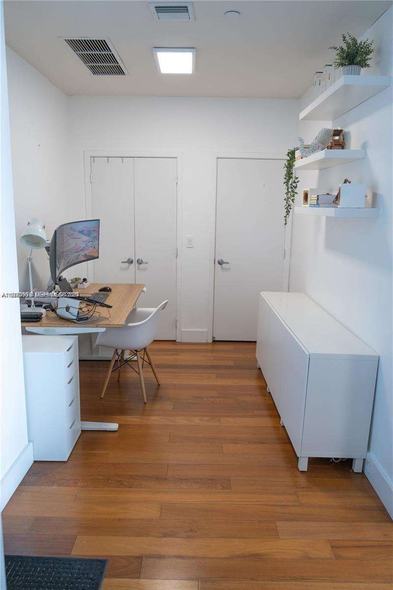 Marina blue Unit #4503 | Picture 9