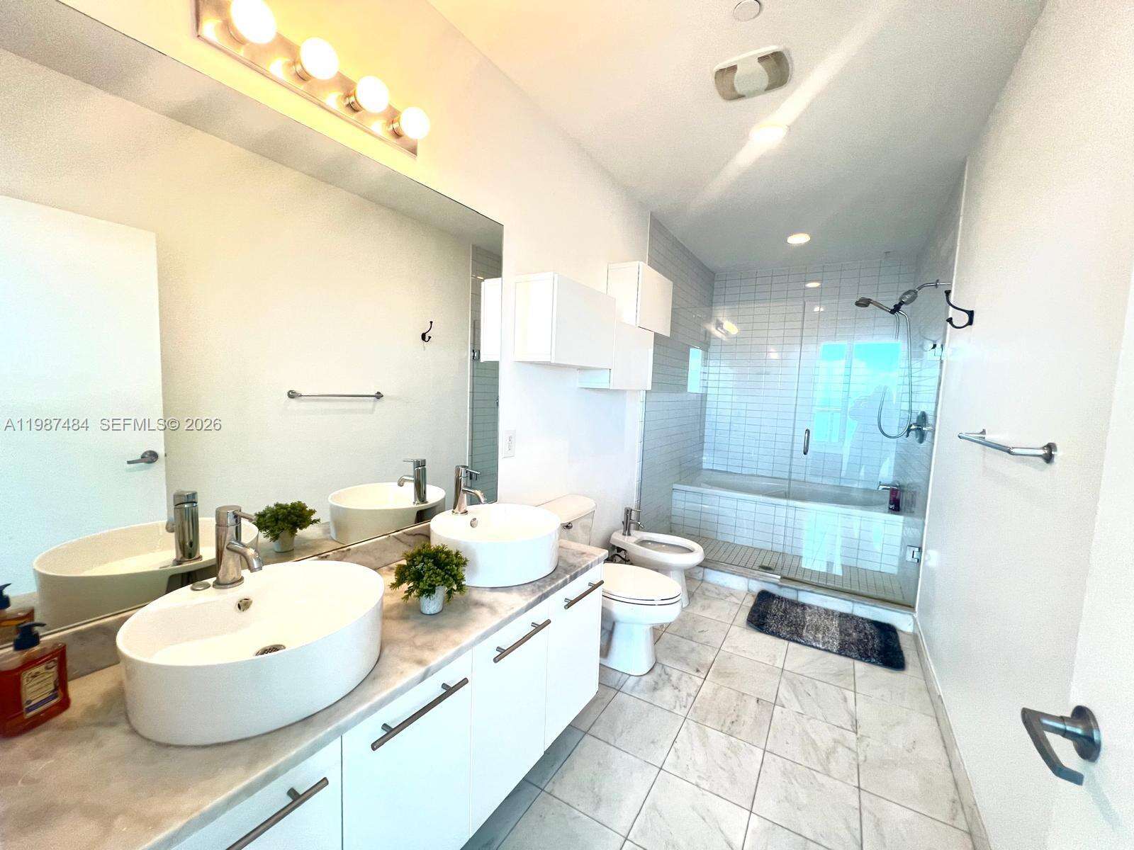 Marina blue Unit #4807 | Picture 11