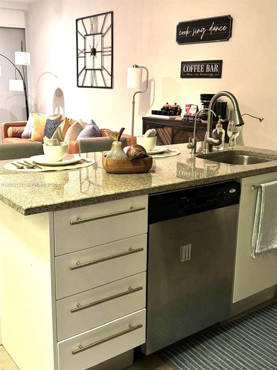 Marina blue Unit #4310 | Picture 14