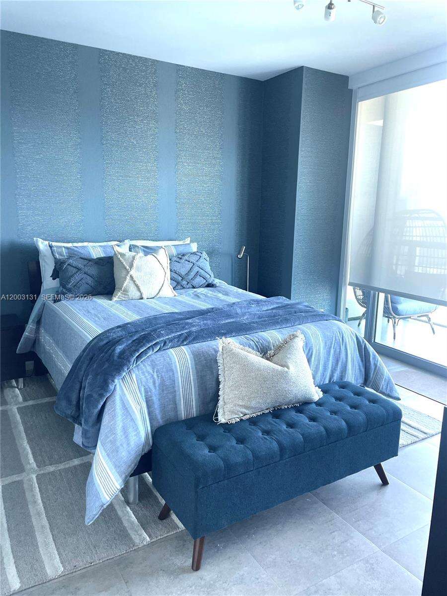 Marina blue Unit #4310 | Picture 25