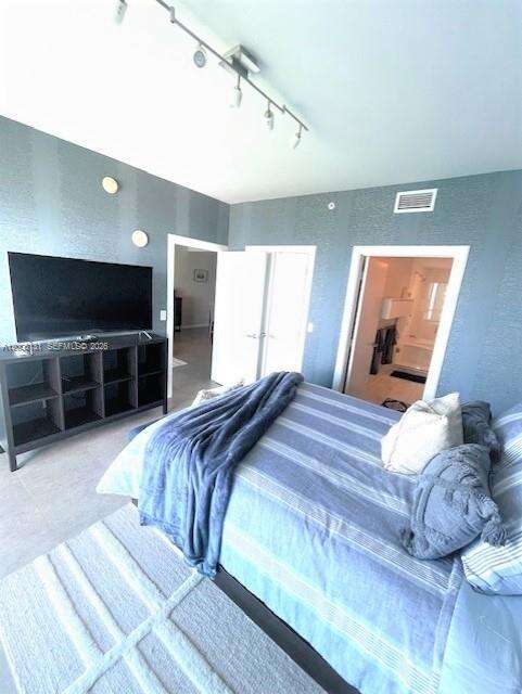 Marina blue Unit #4310 | Picture 26