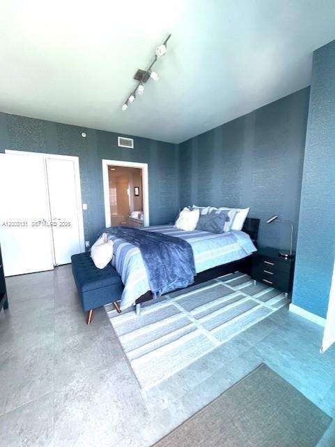 Marina blue Unit #4310 | Picture 27