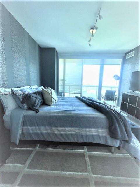 Marina blue Unit #4310 | Picture 29