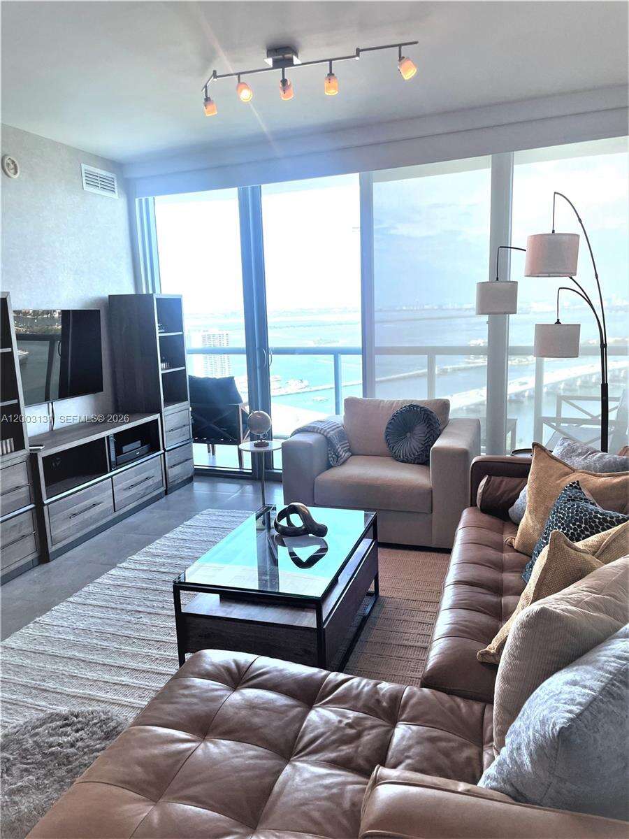 Marina blue Unit #4310 | Picture 5