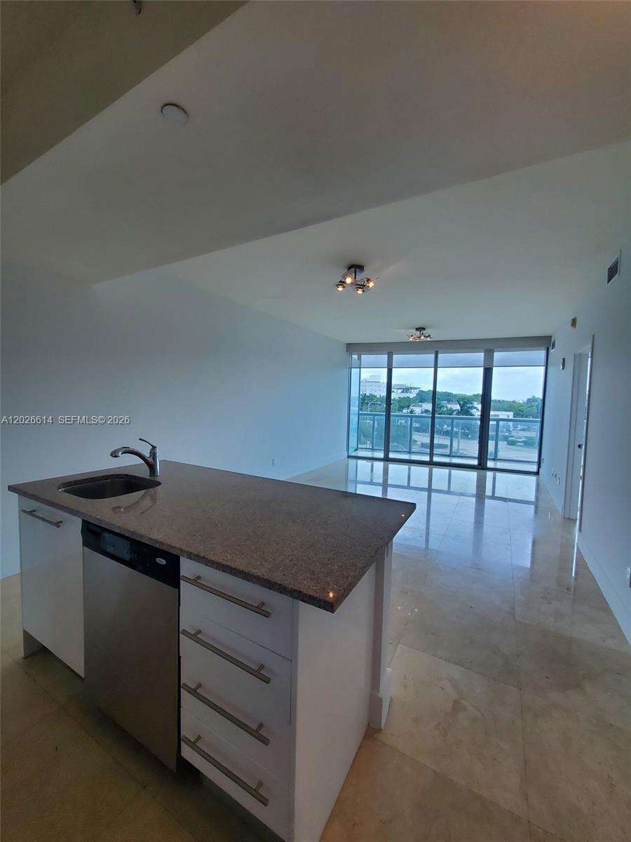 Marina blue Unit #311 | Picture 2