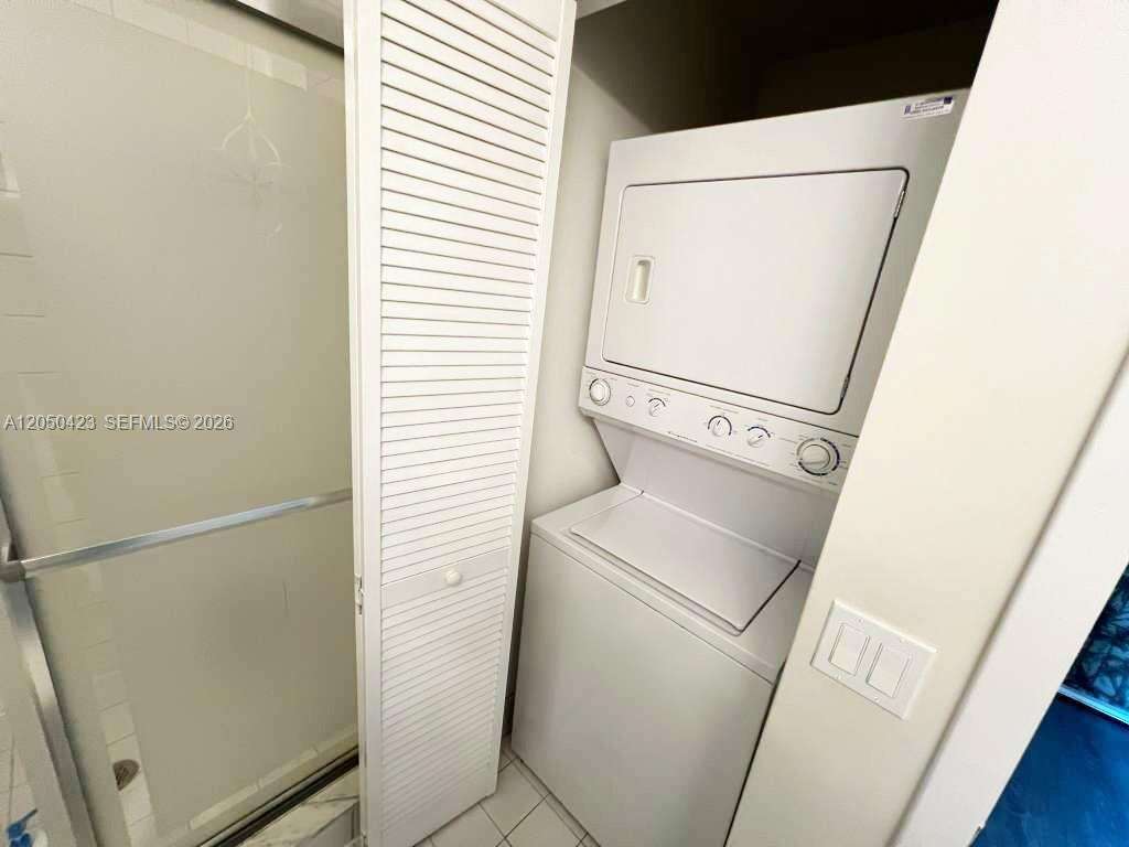 Marina blue Unit #4005 | Picture 10