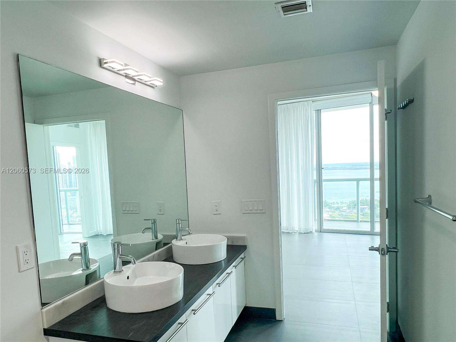 Marina blue Unit #3701 | Picture 10