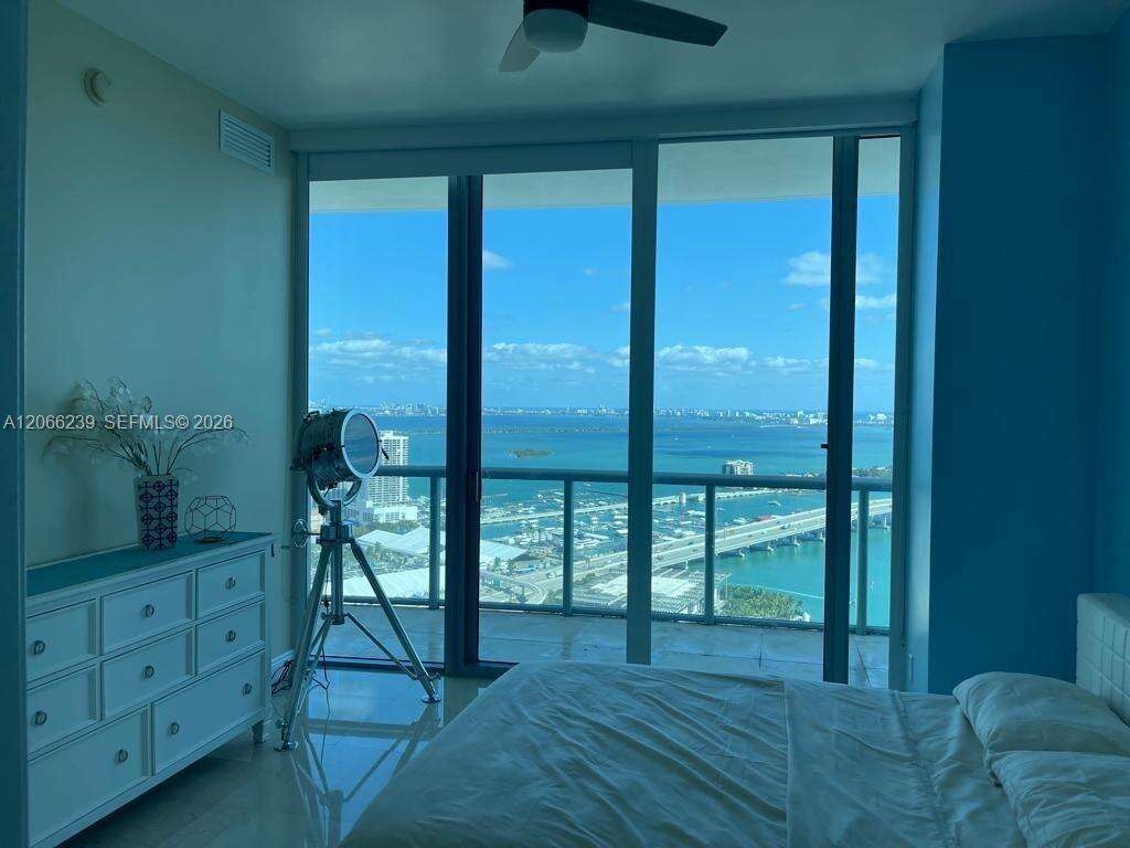 Marina blue Unit #4411 | Picture 10