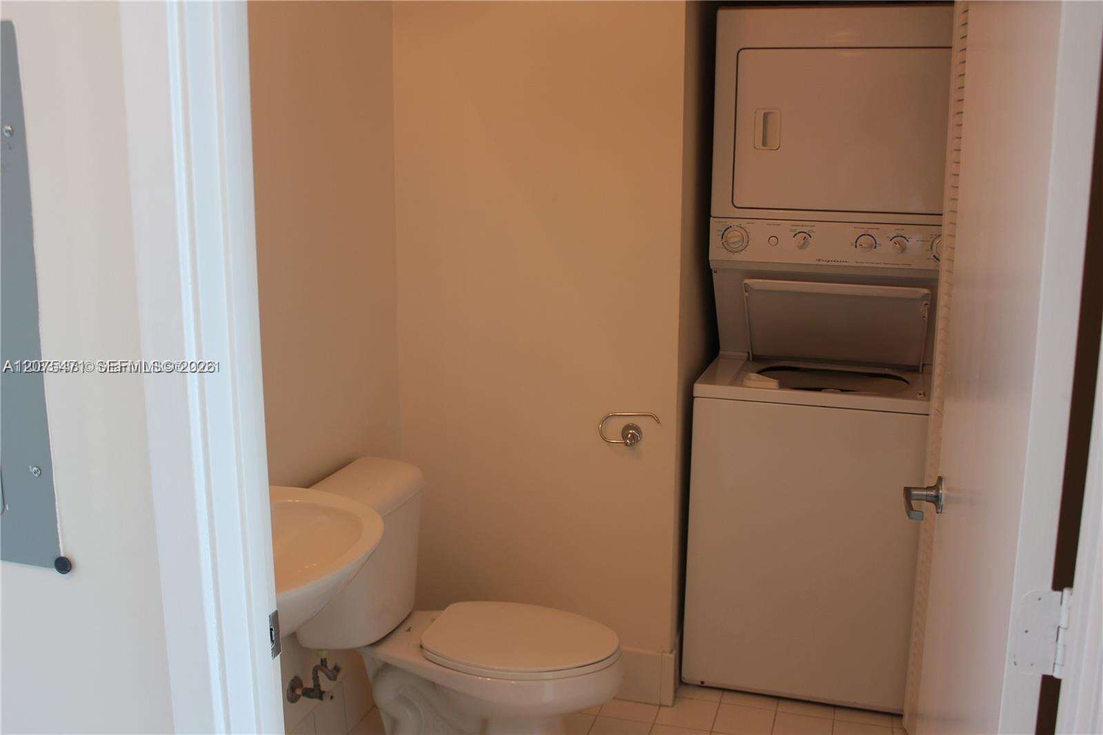 Marina blue Unit #1806 | Picture 9