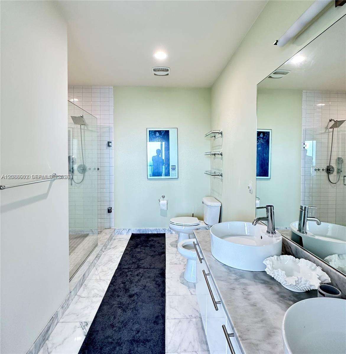 Marina blue Unit #4803 | Picture 11