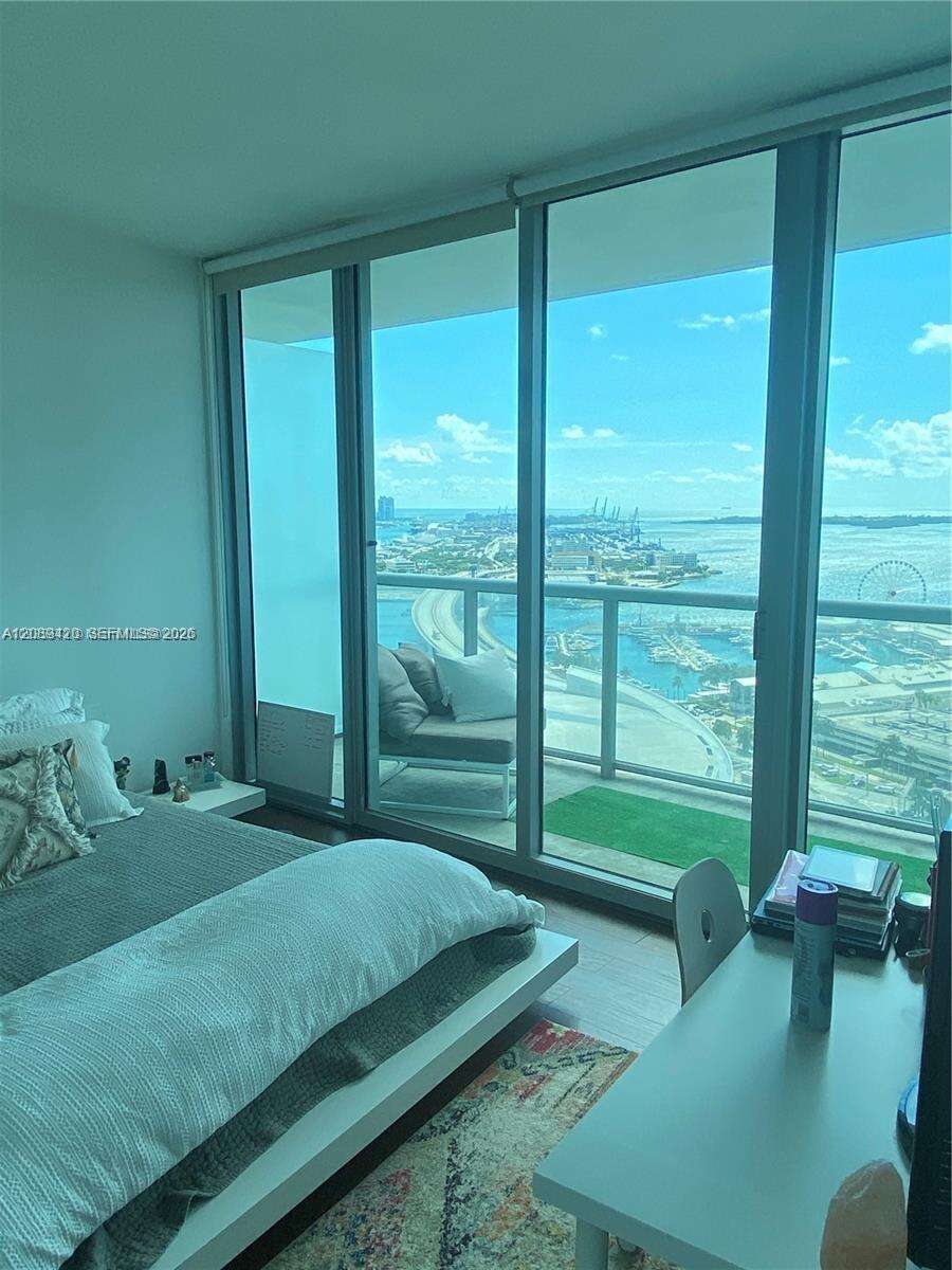 Marina blue Unit #3302 | Picture 16